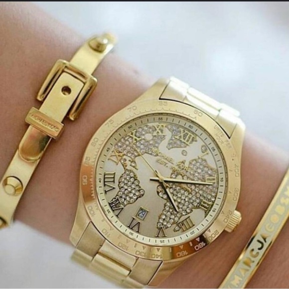 Michael Kors gold world map watch - Picture 3 of 3